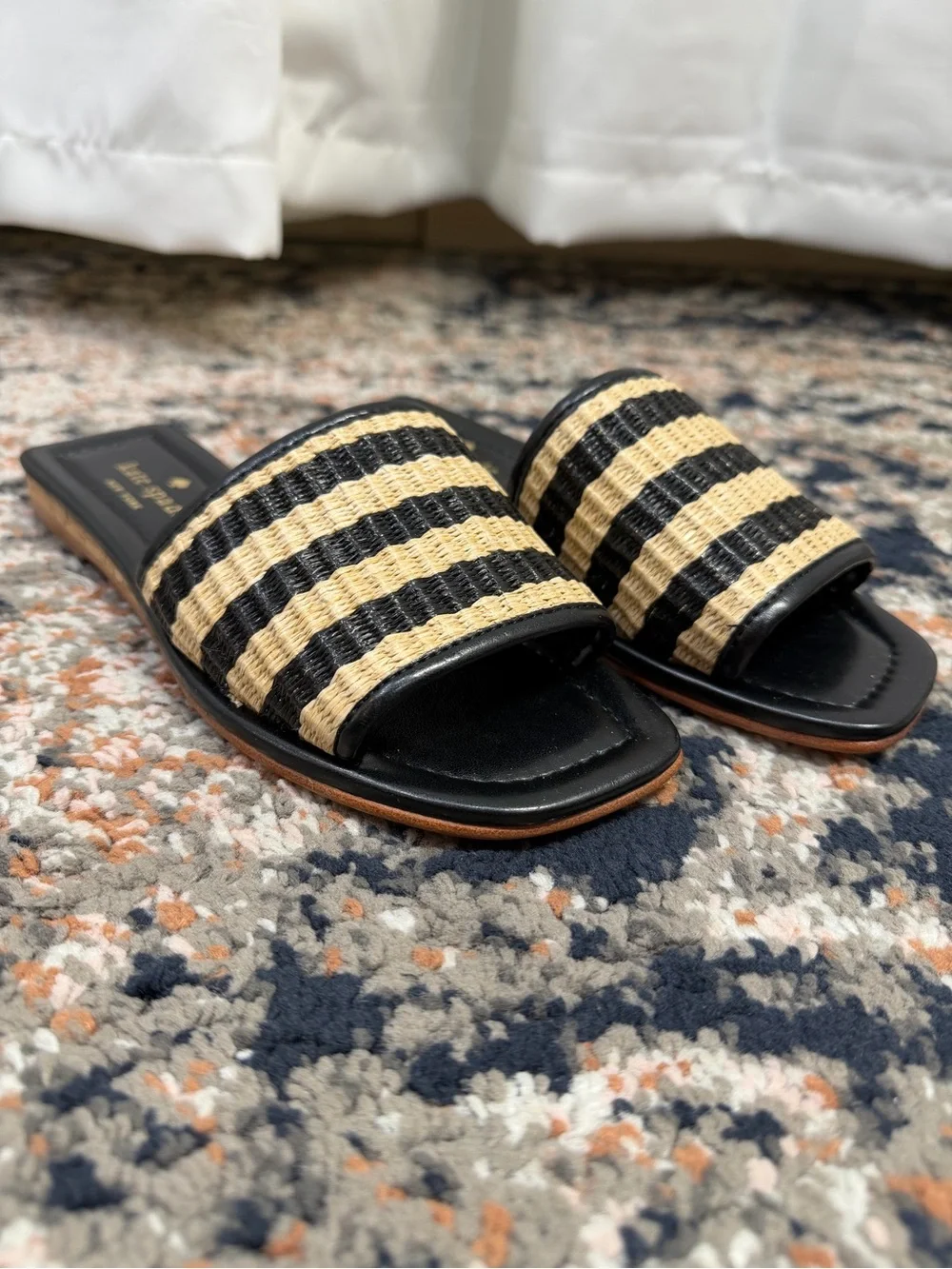 NWOT Kate Spade New York ‘Juiliane’ Raffia Slide Sandals in Black Stripe Sz 5.5